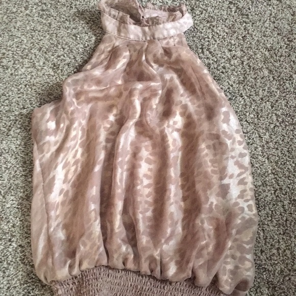 Top - Picture 2 of 2